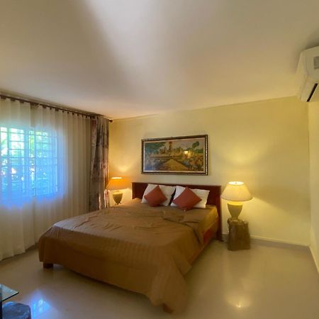 Homestay Yellow Natural House Sziemreap Kültér fotó