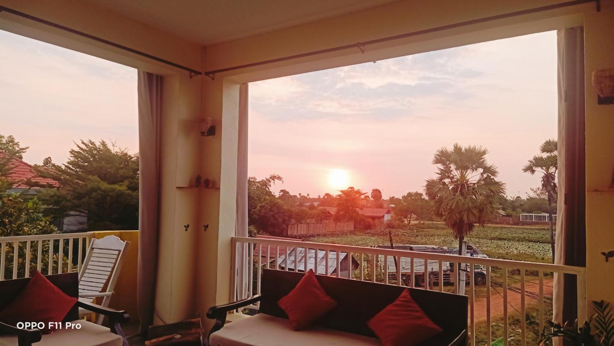 Homestay Yellow Natural House Sziemreap Kültér fotó