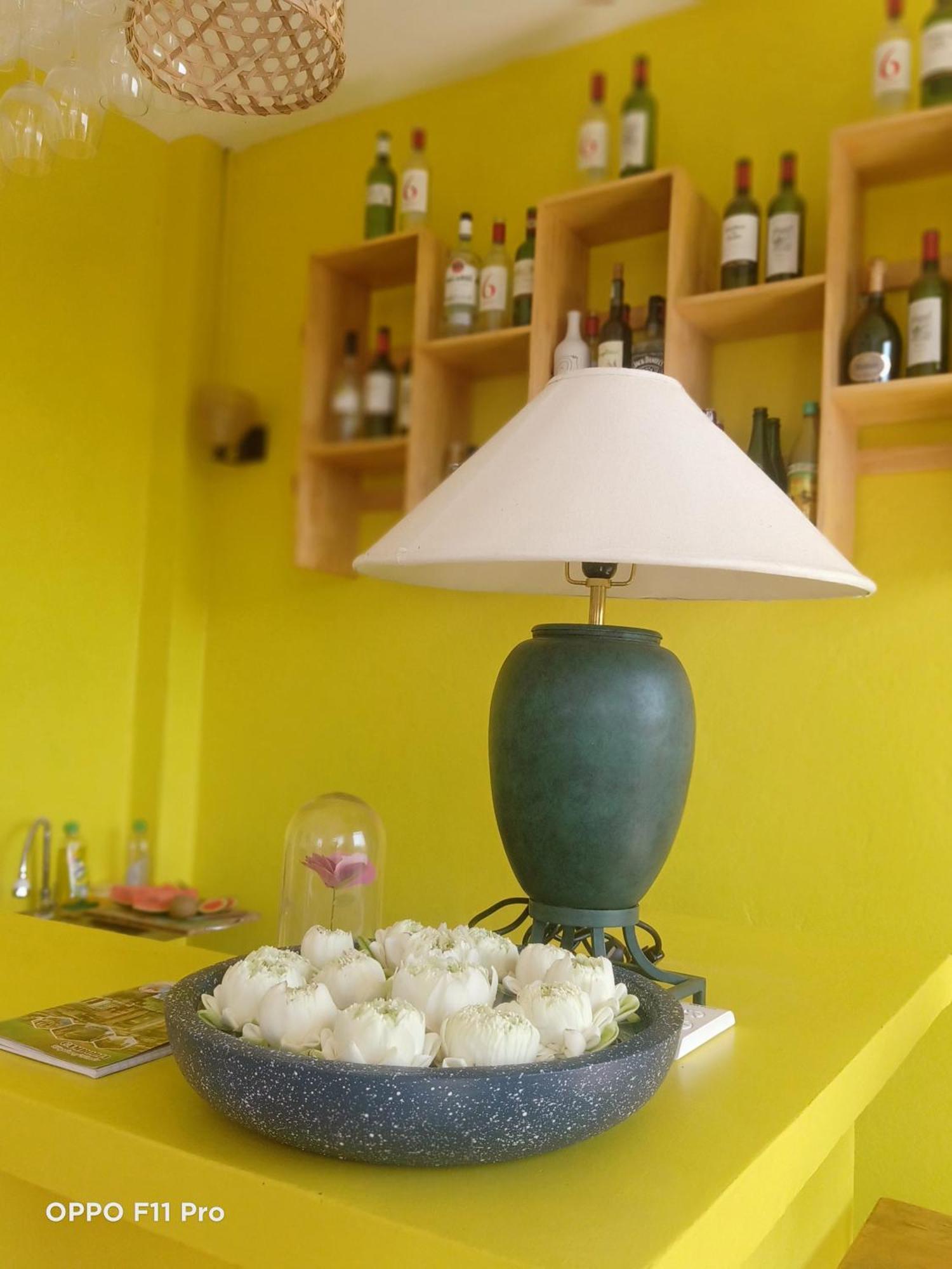 Homestay Yellow Natural House Sziemreap Kültér fotó